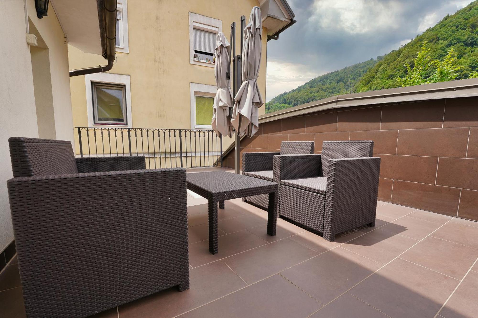 Vila Sofia Trzic Ngoại thất bức ảnh